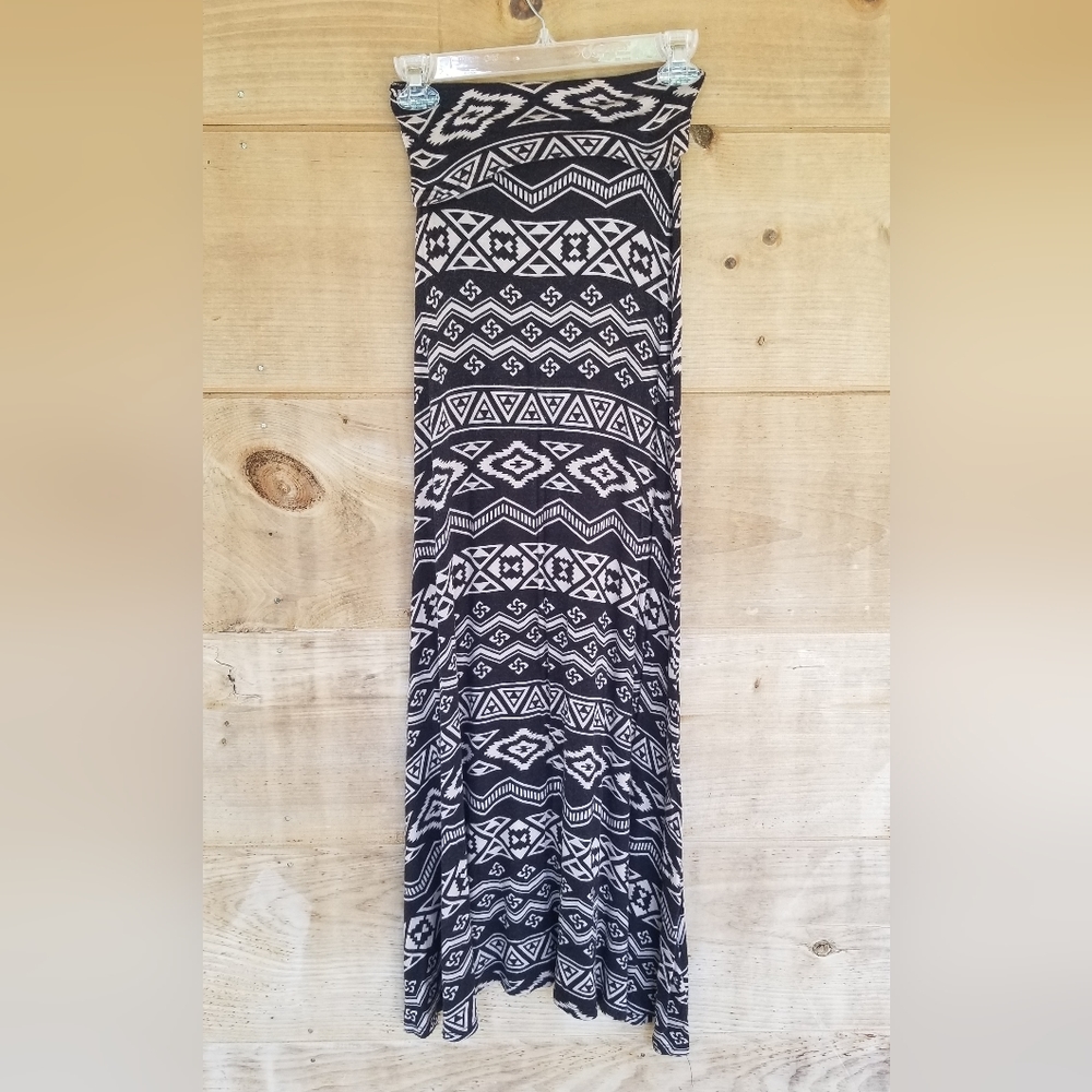 Aztec print maxi skirt